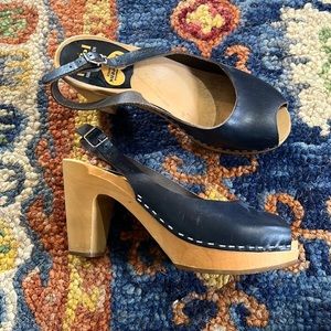 Swedish Hasbeens Clogs